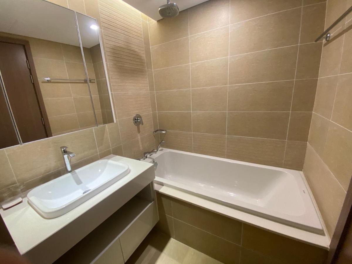 Fujihousing - Vinhomes Metropolis Apartment Hanoi Buitenkant foto
